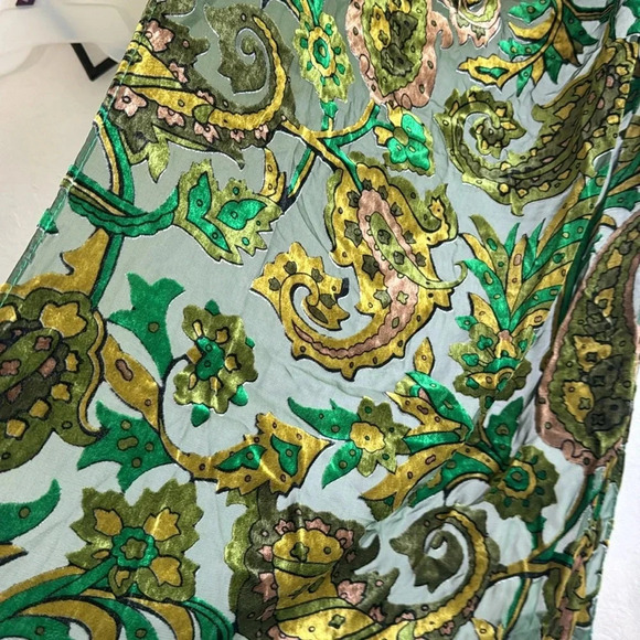 Cynthia Rowley Green Paisley Velvet Burnout Scarf - Picture 2 of 9
